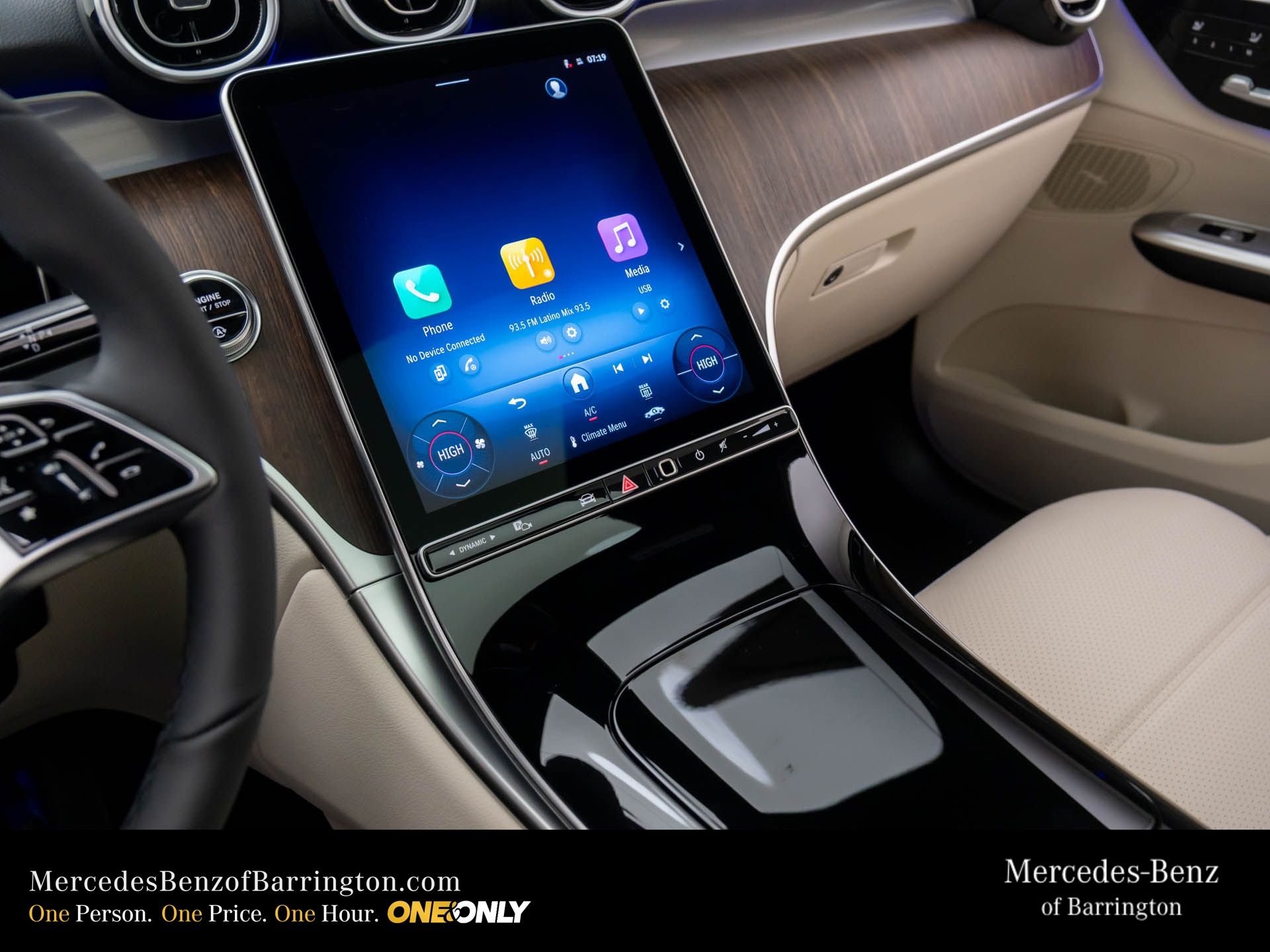 New 2026 Cirrus Silver Metallic Mercedes-Benz GLC 300 image 13