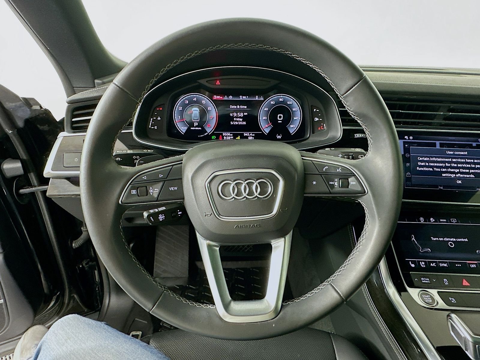 Used 2025 Mythos Black Metallic Audi 55 Premium Plus image 11