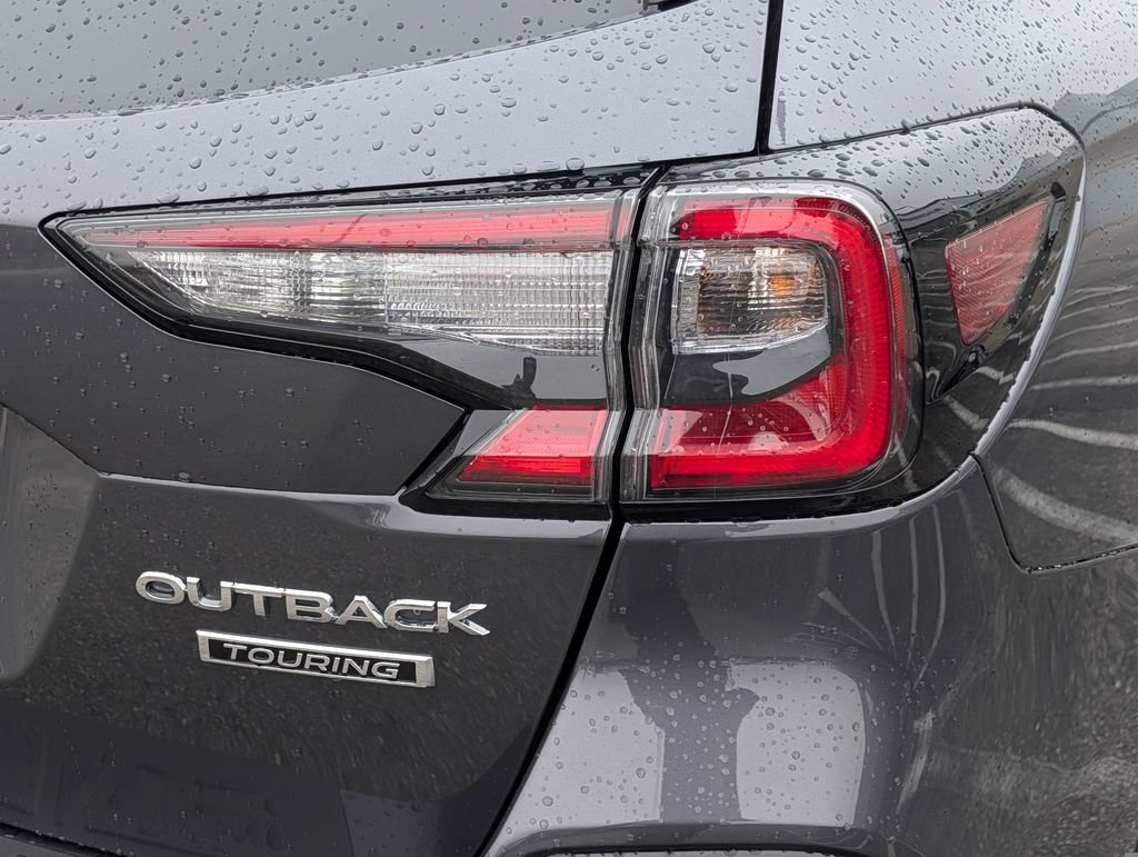 2025 Subaru Outback Touring - Photo 17