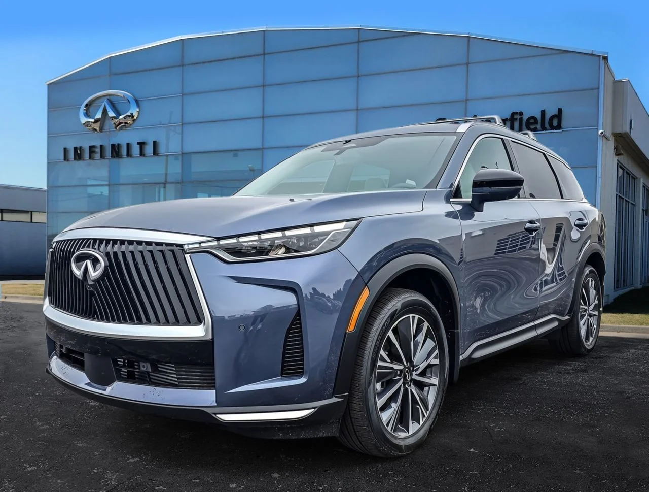 New 2027 MOONBOW BLUE INFINITI Luxe AWD image 3