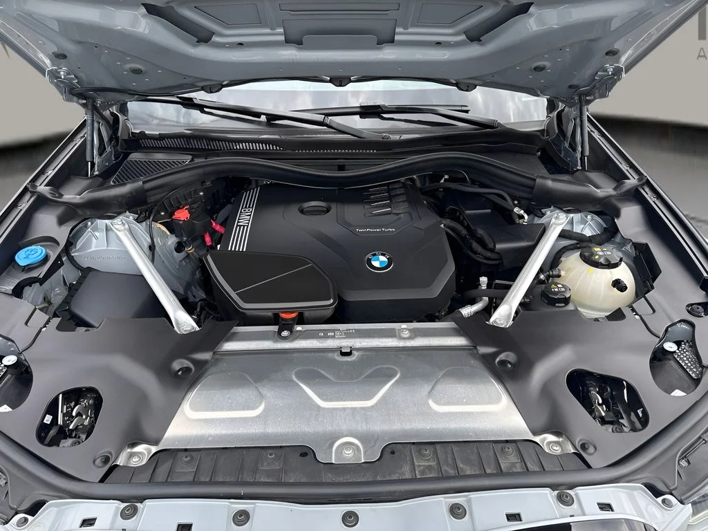 Used 2024 Gray BMW sDrive30i image 32