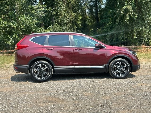 Used 2018 Basque Red Pearl II Honda Touring image 9