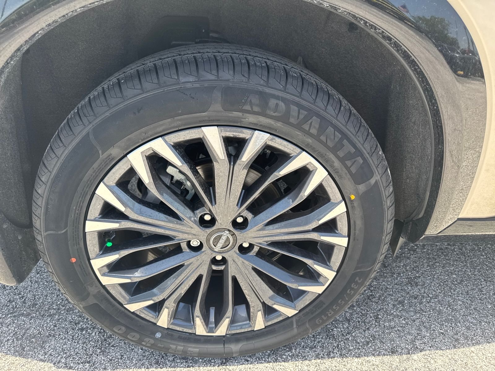Certified Used 2024 Gold Nissan Platinum image 10