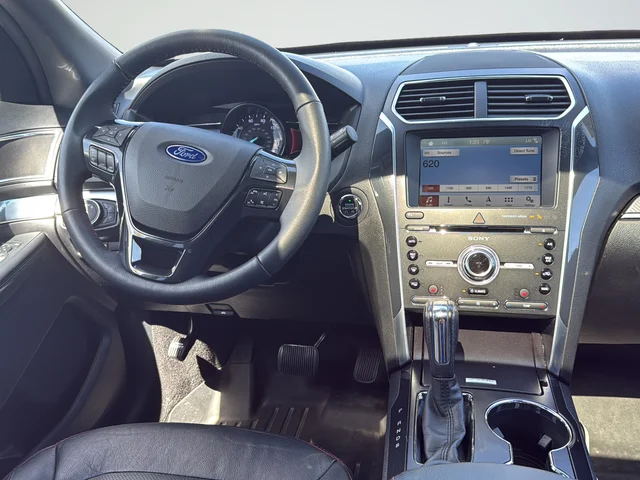 Used 2018 Silver Ford Sport image 11