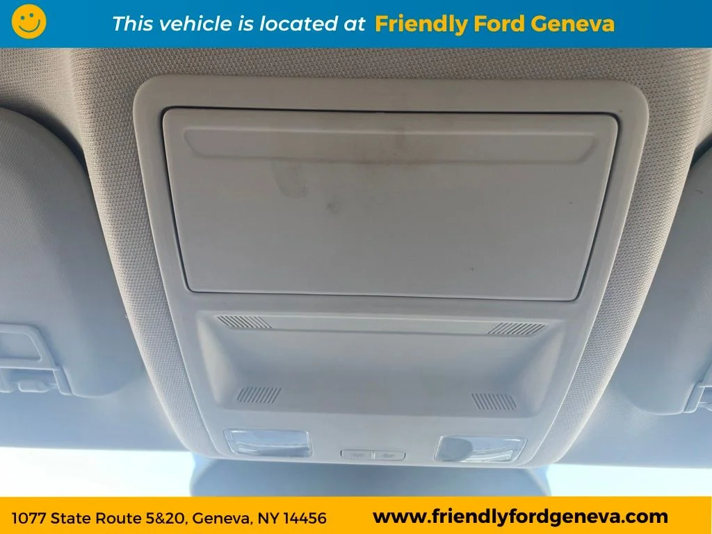 Used 2021 Gold Ford SE image 27