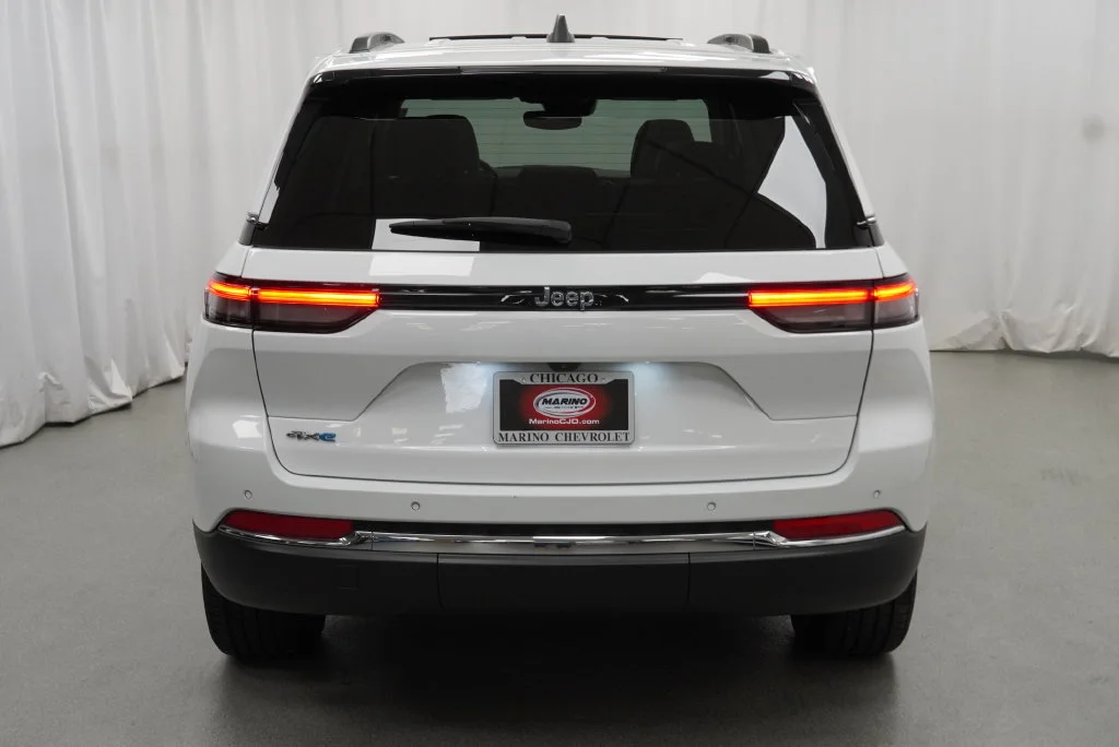 Used 2023 White Jeep 4xe image 14