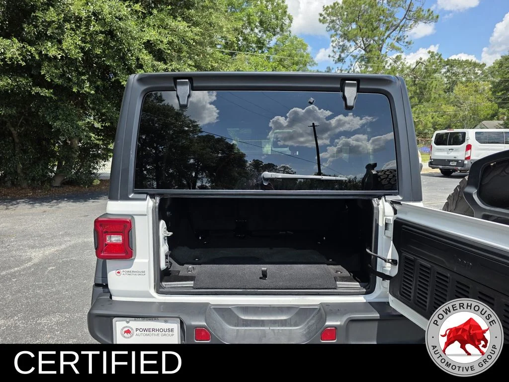 Used 2024 White Jeep Rubicon image 13