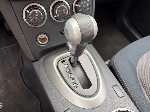 Used 2012 Black Nissan SV image 22