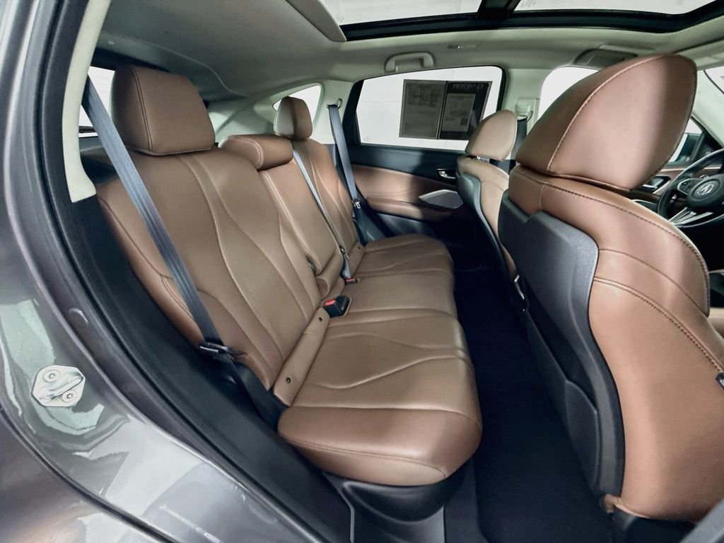 Used 2022 Liquid Carbon Metallic Acura w/Technology Package image 29
