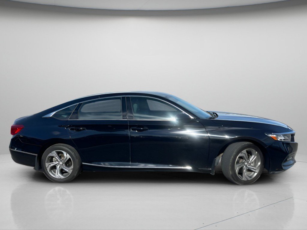 Certified Used 2018  Honda EX image 3