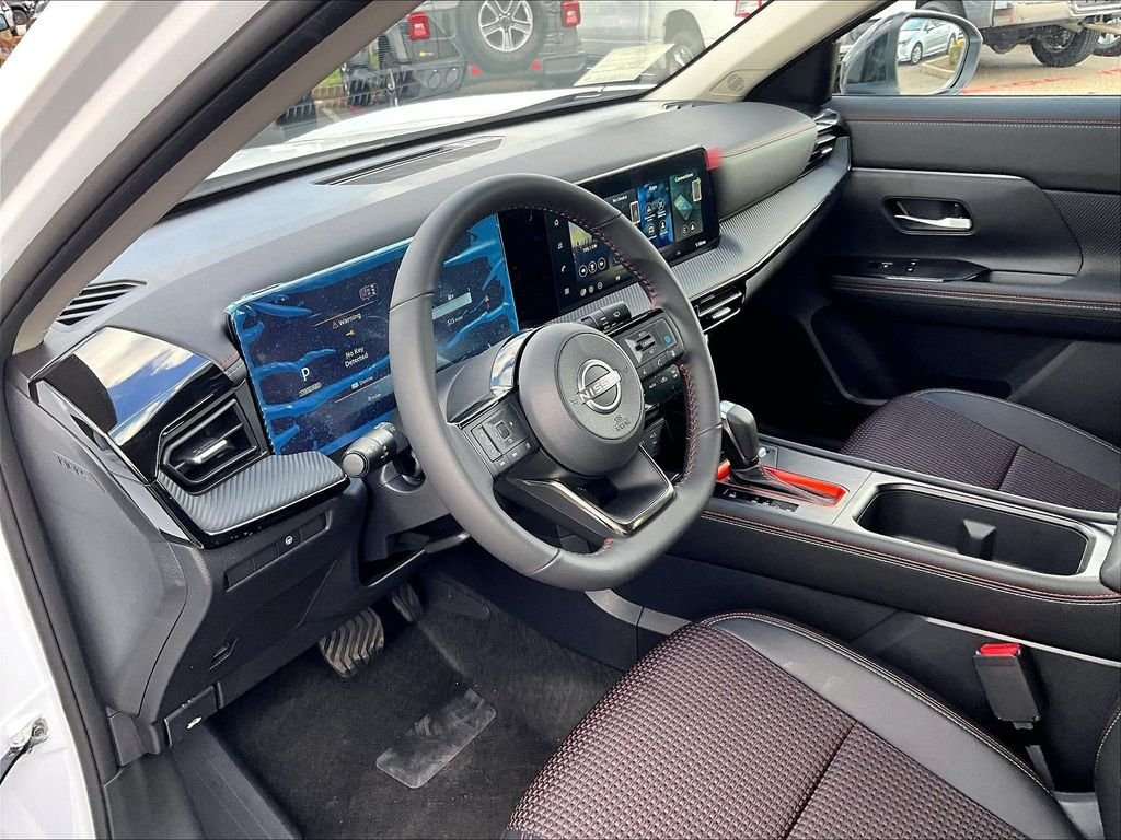 New 2026 Aspen White TriCoat Nissan SR image 9