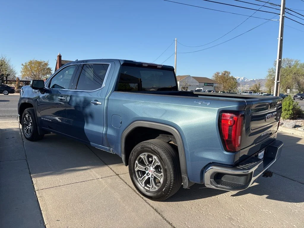 2024 GMC Sierra 1500 SLT - Photo 6