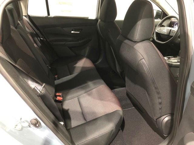 2026 Nissan Sentra SR - Photo 11