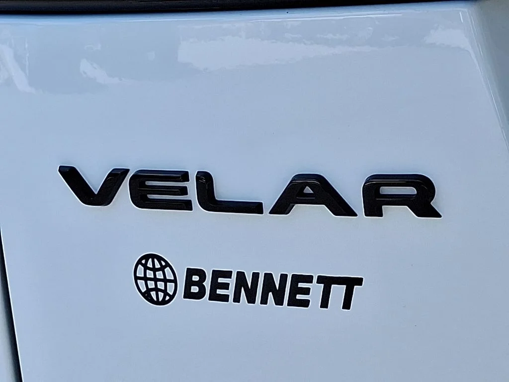 Certified Used 2026 Fuji White Land Rover Dynamic SE image 29