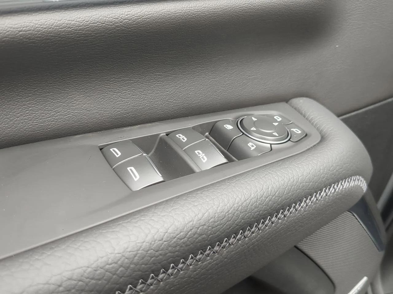 New 2026 Sterling Metallic GMC Denali image 24