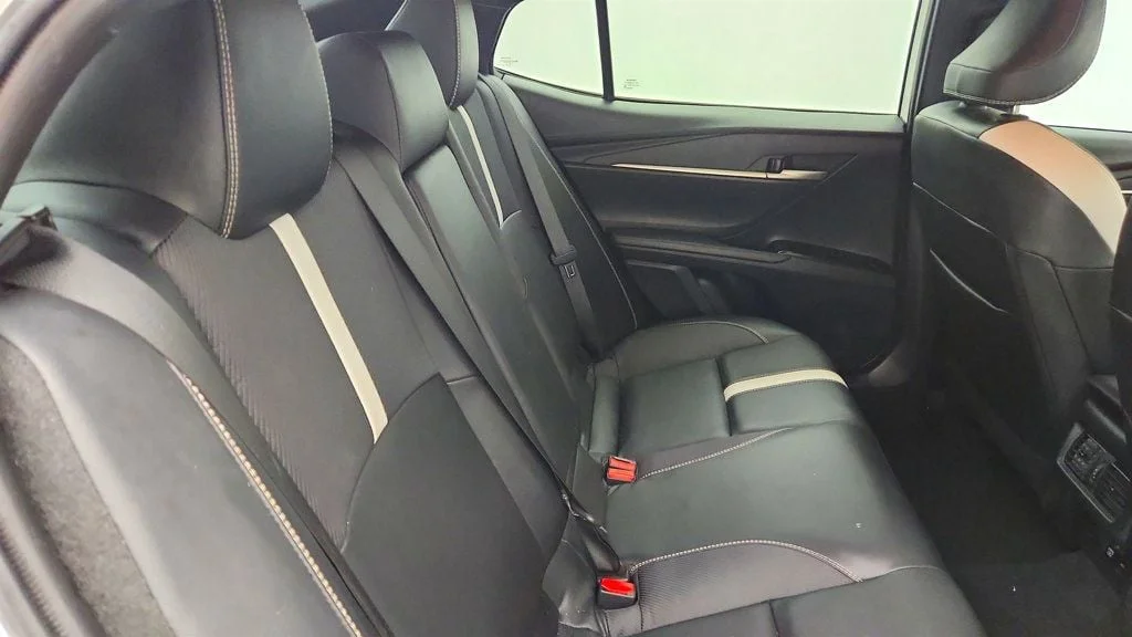 Used 2025 Ice Cap Toyota SE w/ Convenience Pkg image 21