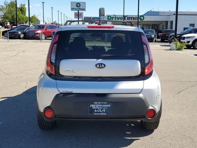 Used 2014 Silver Kia Plus image 5