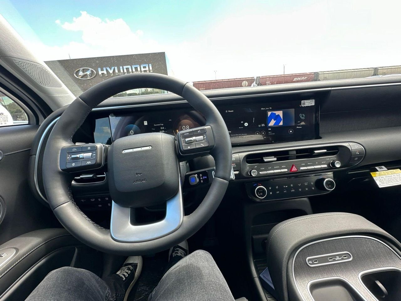 New 2026 White Hyundai SEL Premium AWD image 44