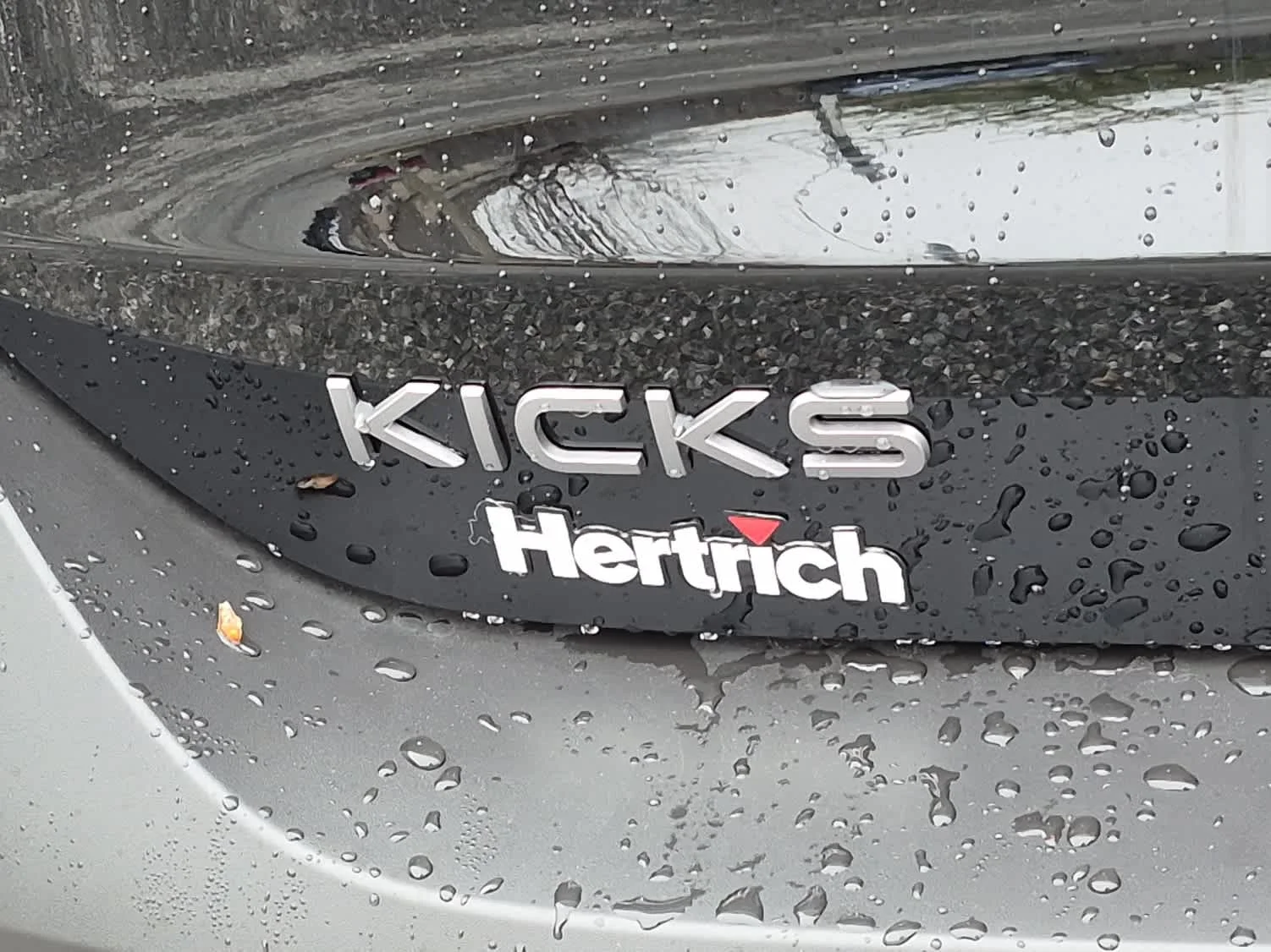 2026 Nissan KICKS SR - Photo 18
