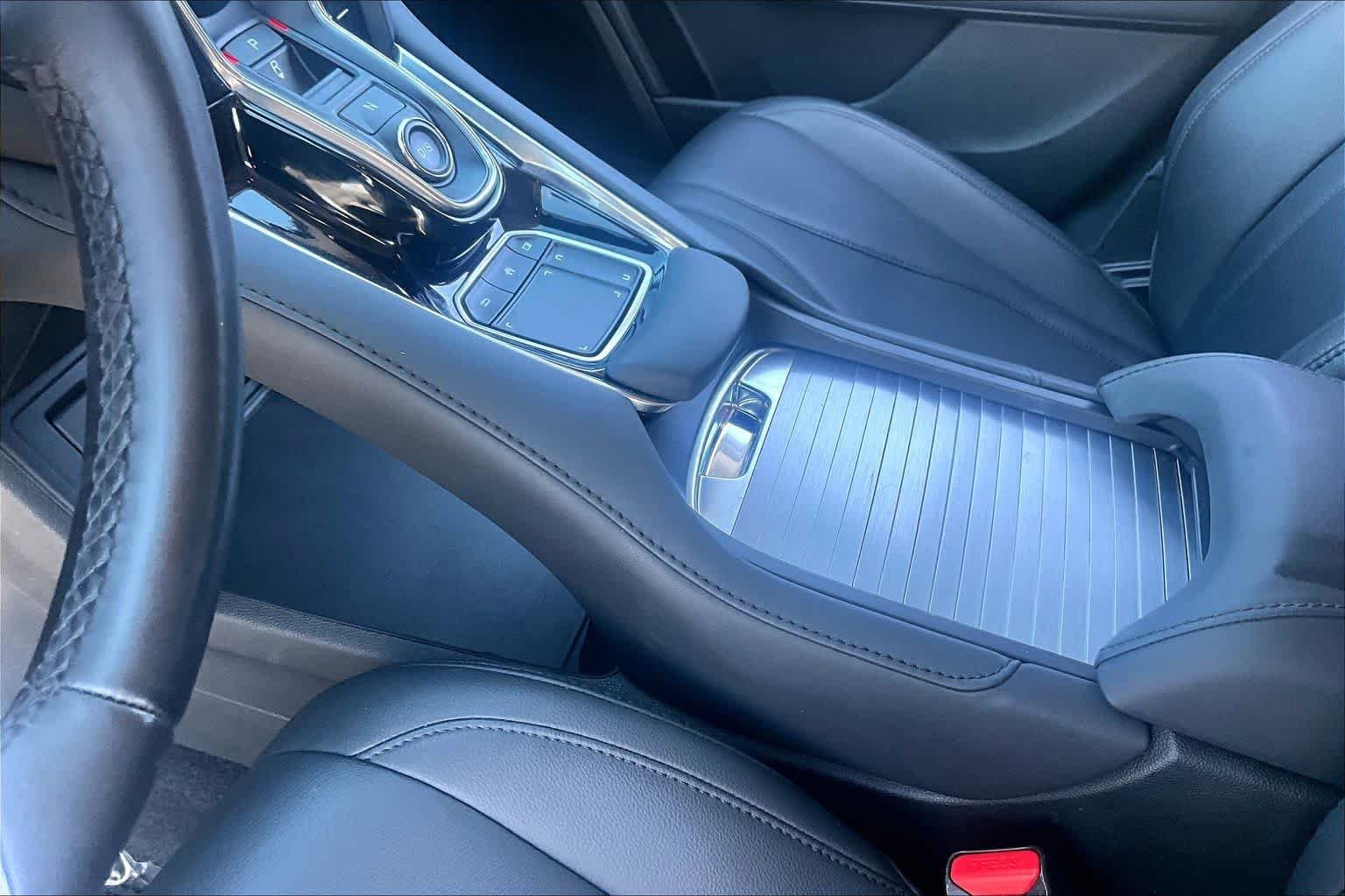 Used 2023 Majestic Black Pearl Acura  image 17