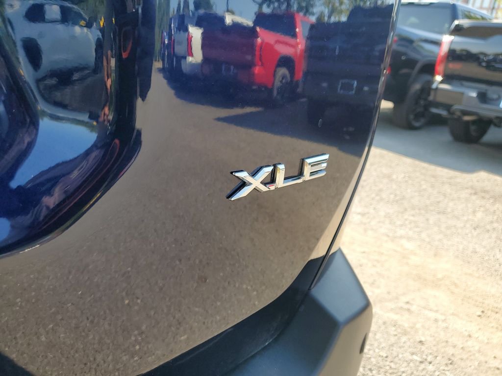 Used 2026 BLUEPRINT Toyota XLE Premium image 6