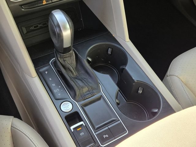 2021 Volkswagen Atlas SE w/Tech - Photo 24