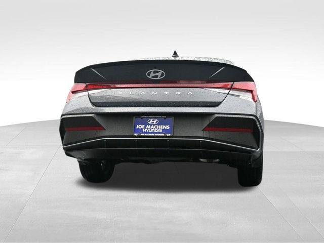 New 2026 Gray Hyundai SEL Sport image 34