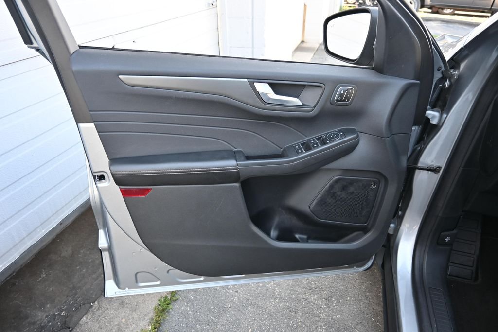 Certified Used 2023 Silver Metallic Ford Active image 20