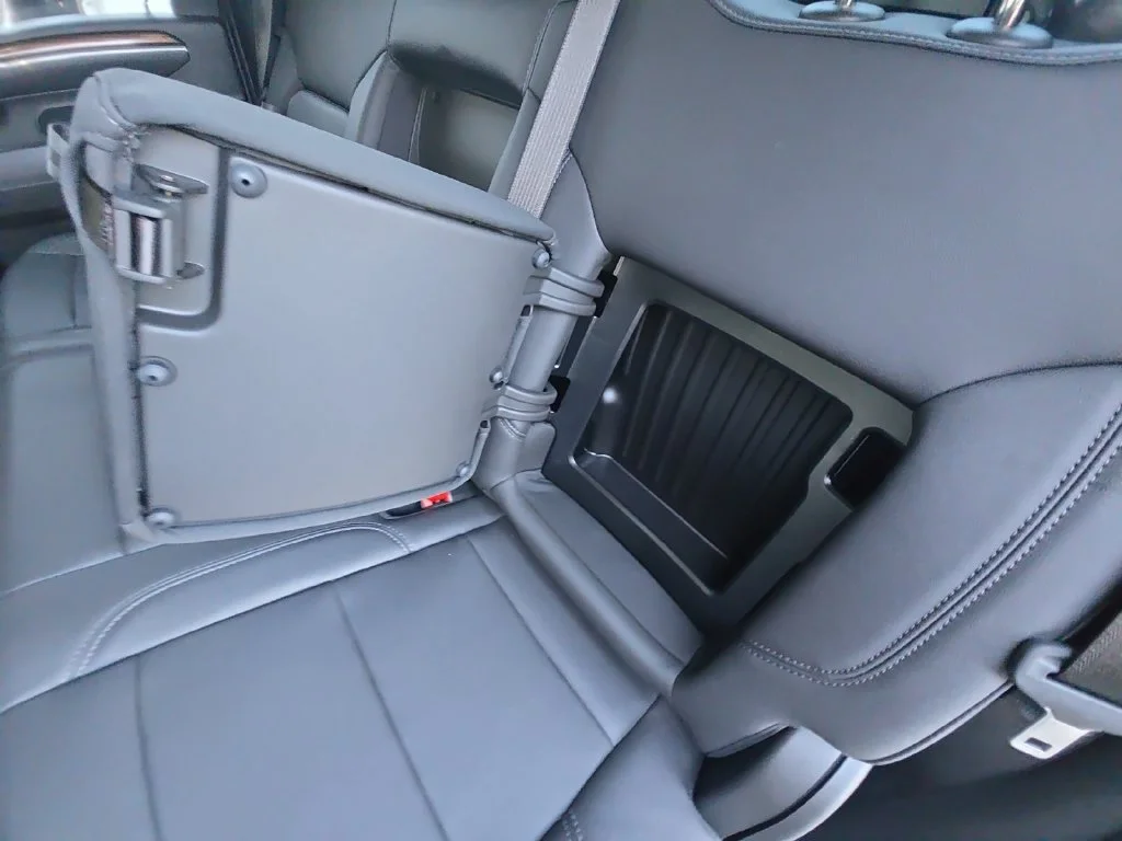 Used 2025 Cypress Gray Chevrolet LT image 36