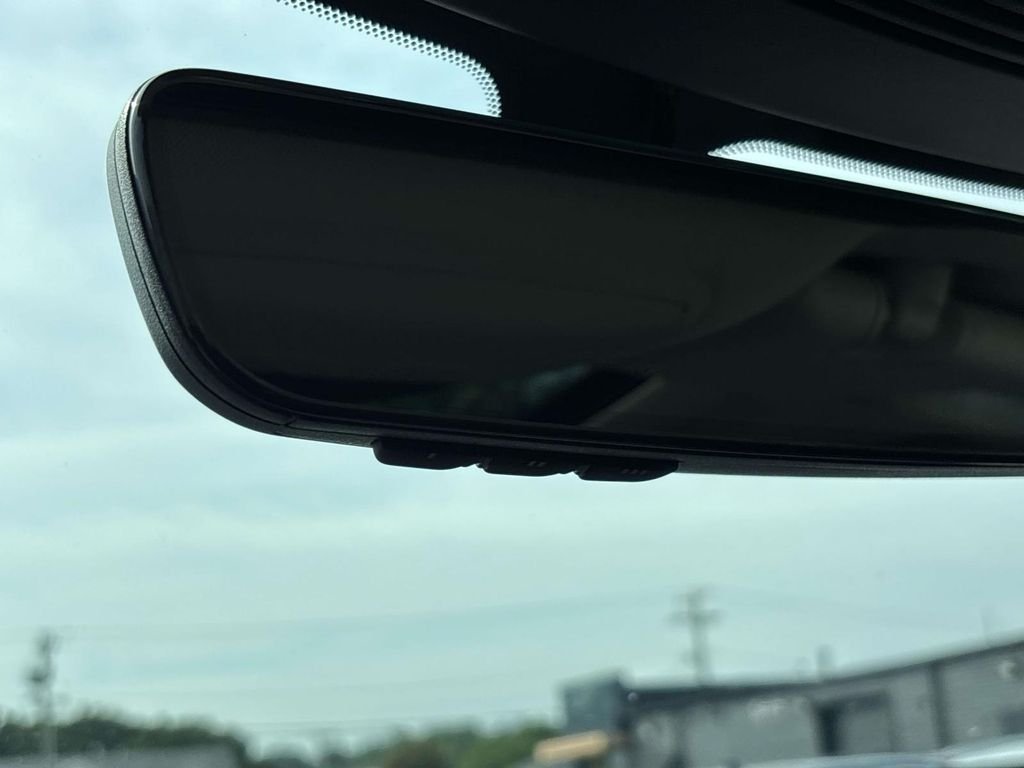 Certified Used 2023 Gray INFINITI LUXE image 28