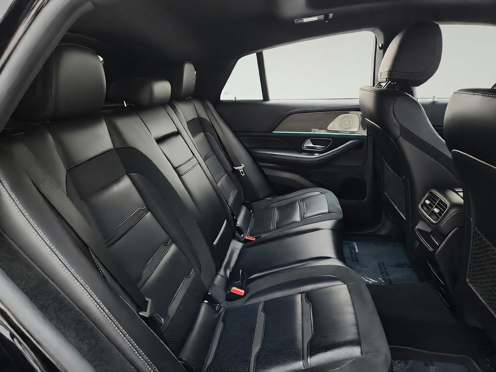 Used 2022 Obsidian Black Metallic Mercedes-Benz AMG® GLE 53 image 28