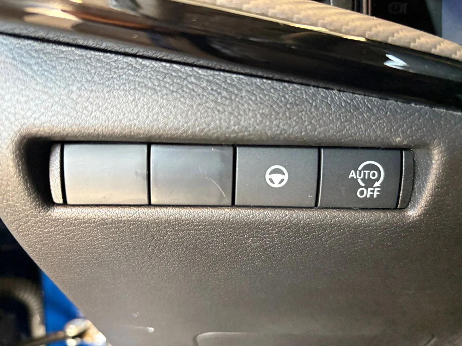 2026 Nissan KICKS SR - Photo 23