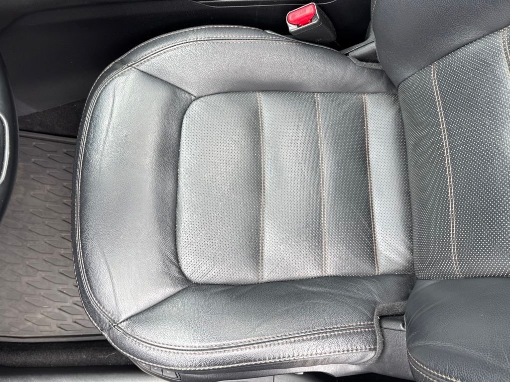 Used 2021 Crystal Blue Mazda Touring image 15