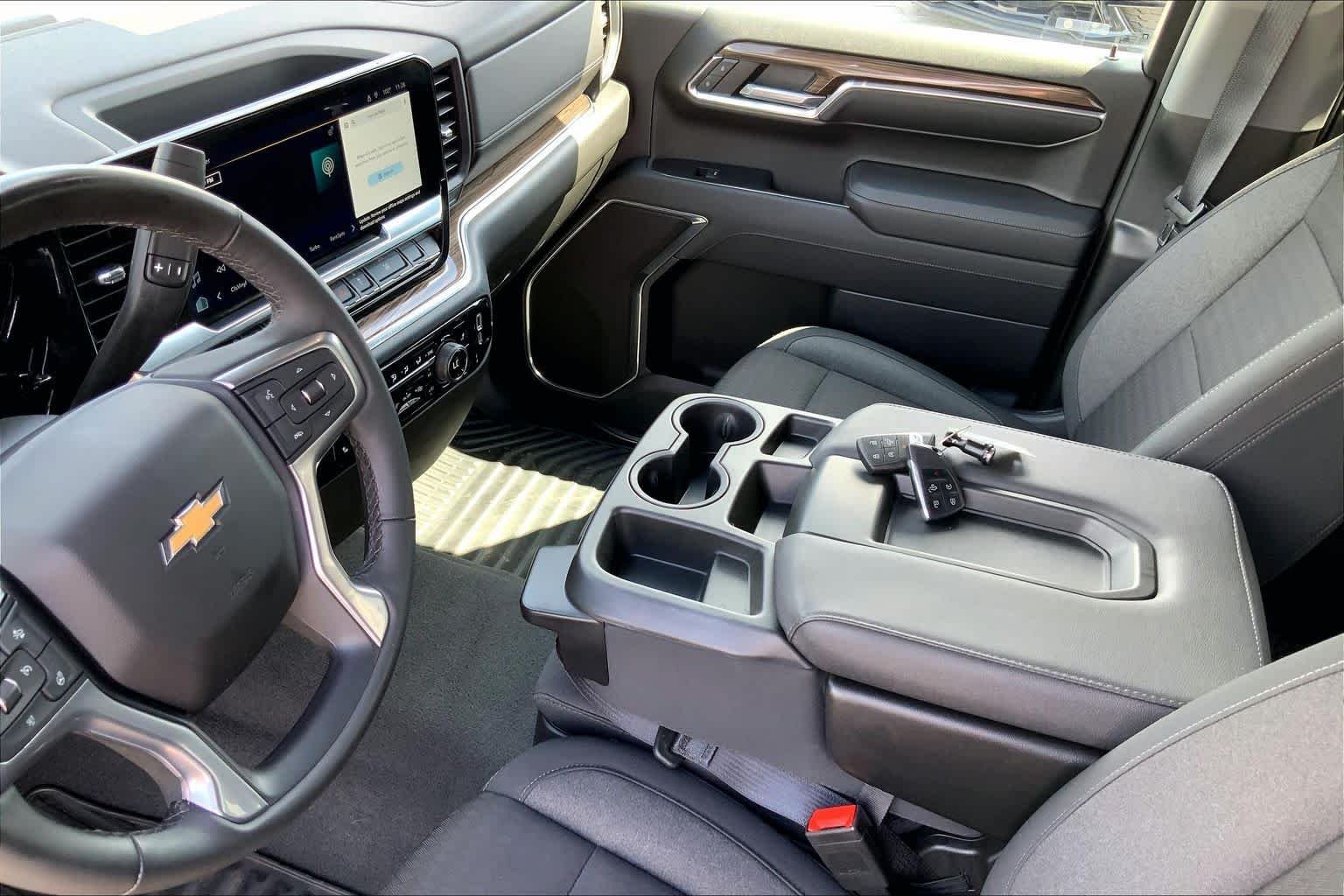 Used 2023 Sterling Gray Metallic Chevrolet LT image 14