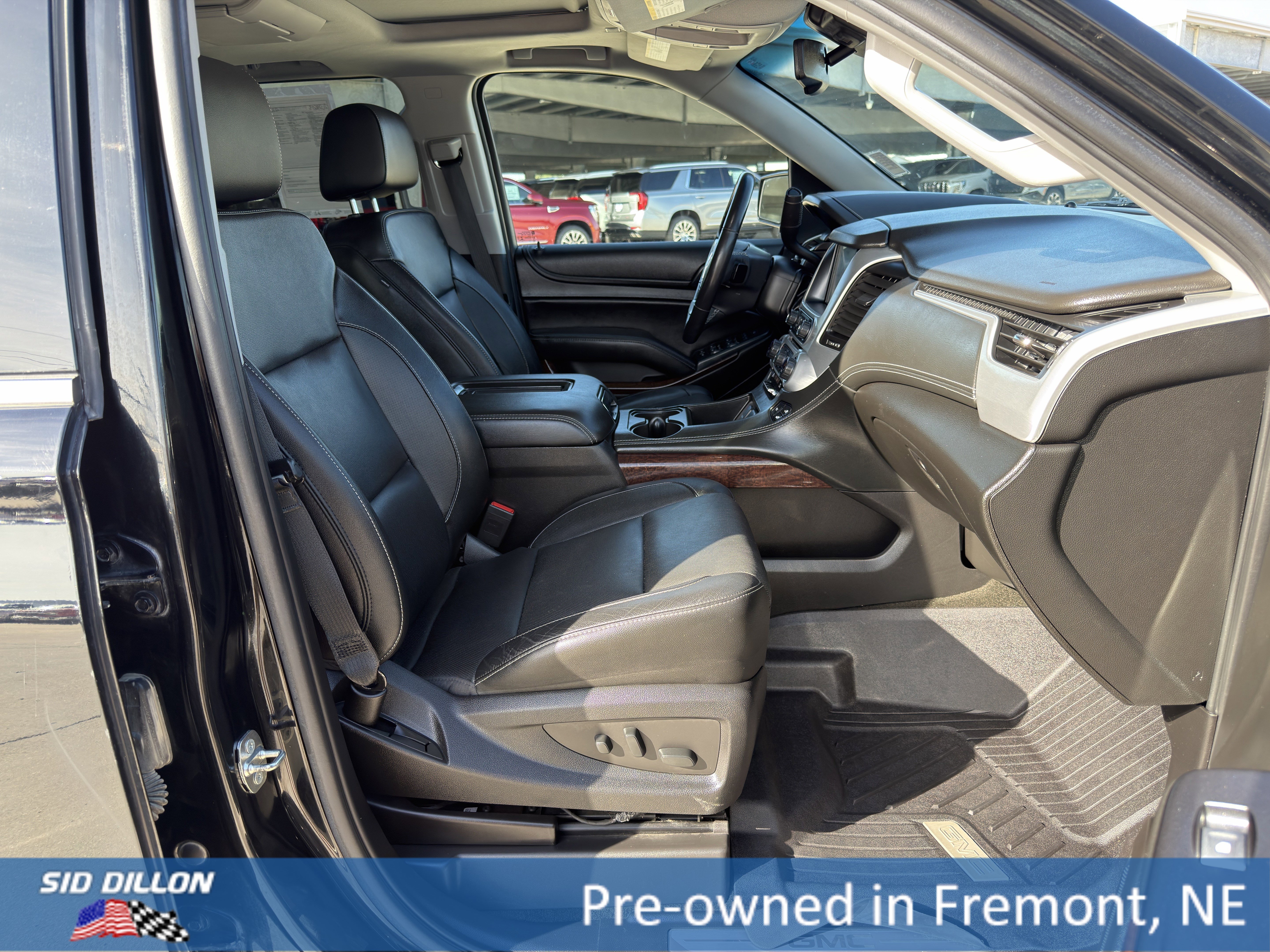 Used 2018 ONYX BLACK GMC SLT image 18