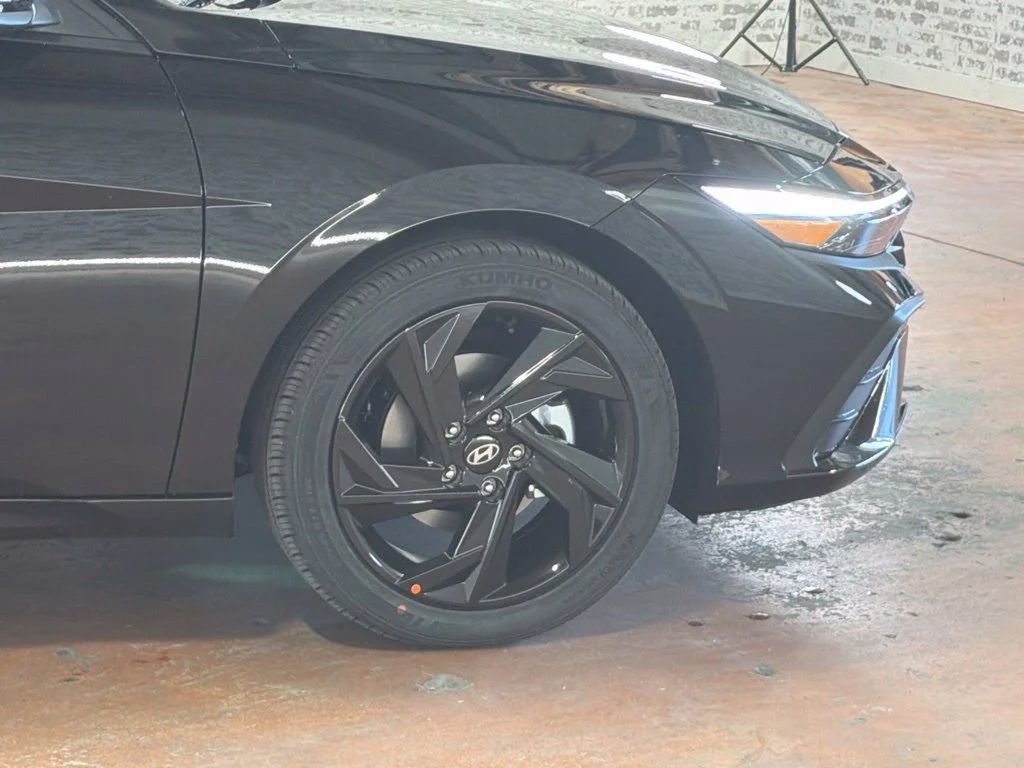 New 2026 Abyss Black Hyundai SEL Sport Plus image 9