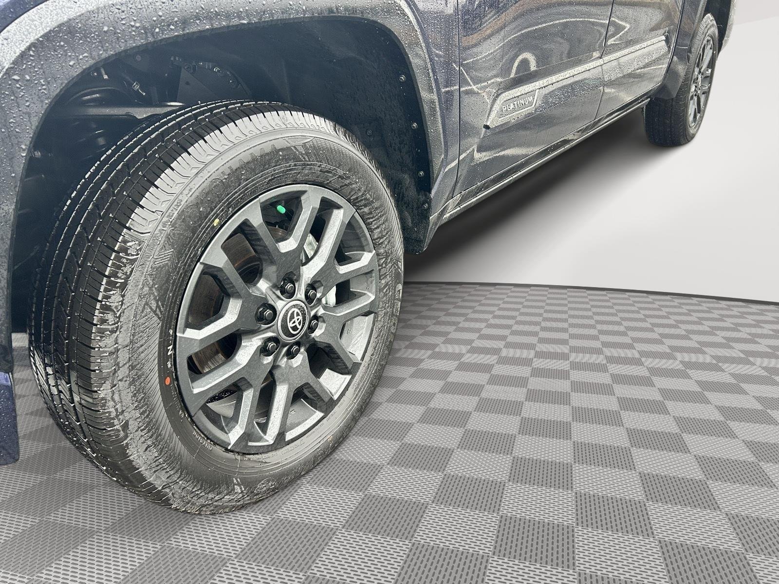 2026 Toyota Tundra Platinum - Photo 6