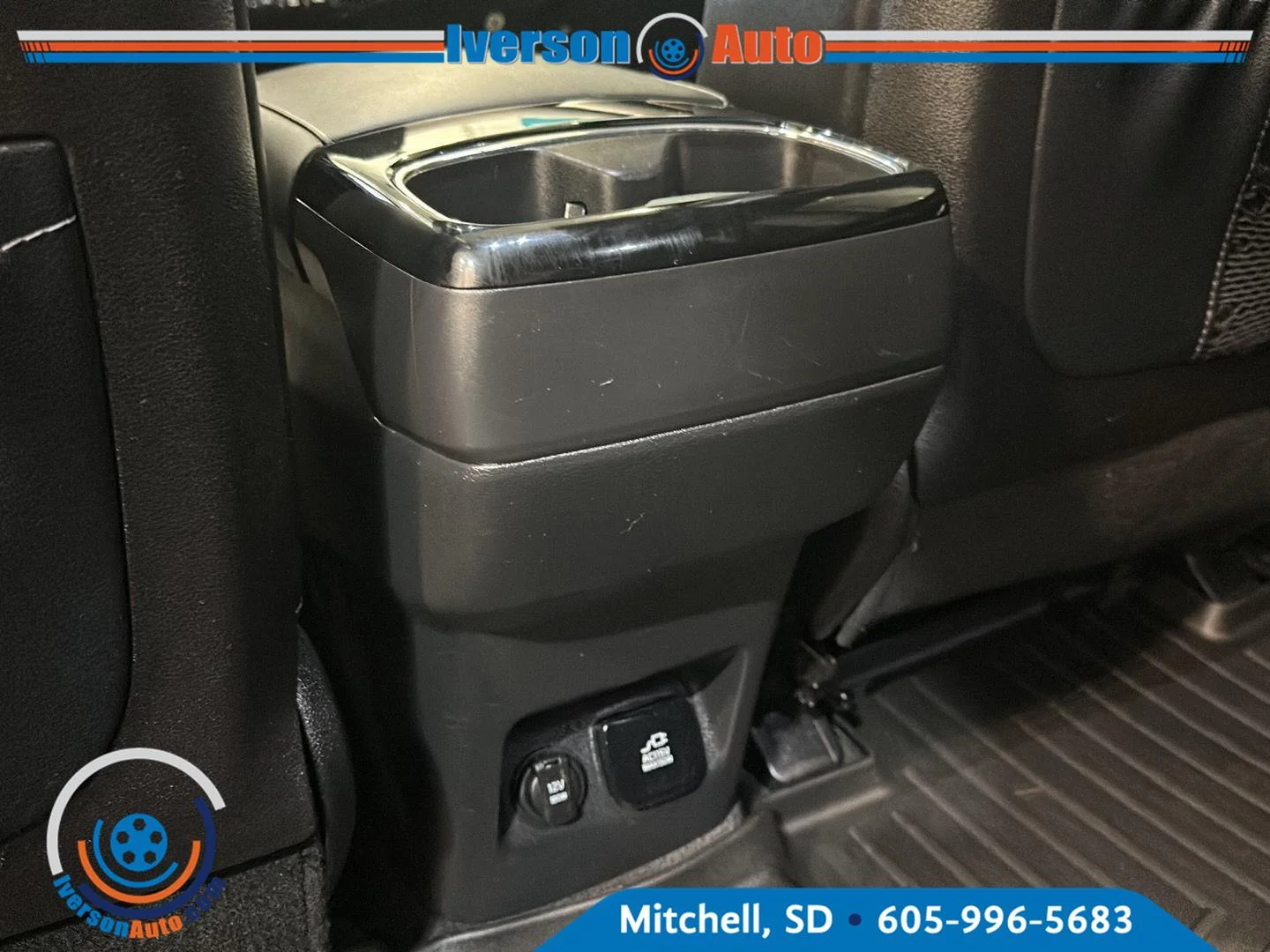 Used 2023 Wolf Gray Kia SX-Prestige X-Line image 27