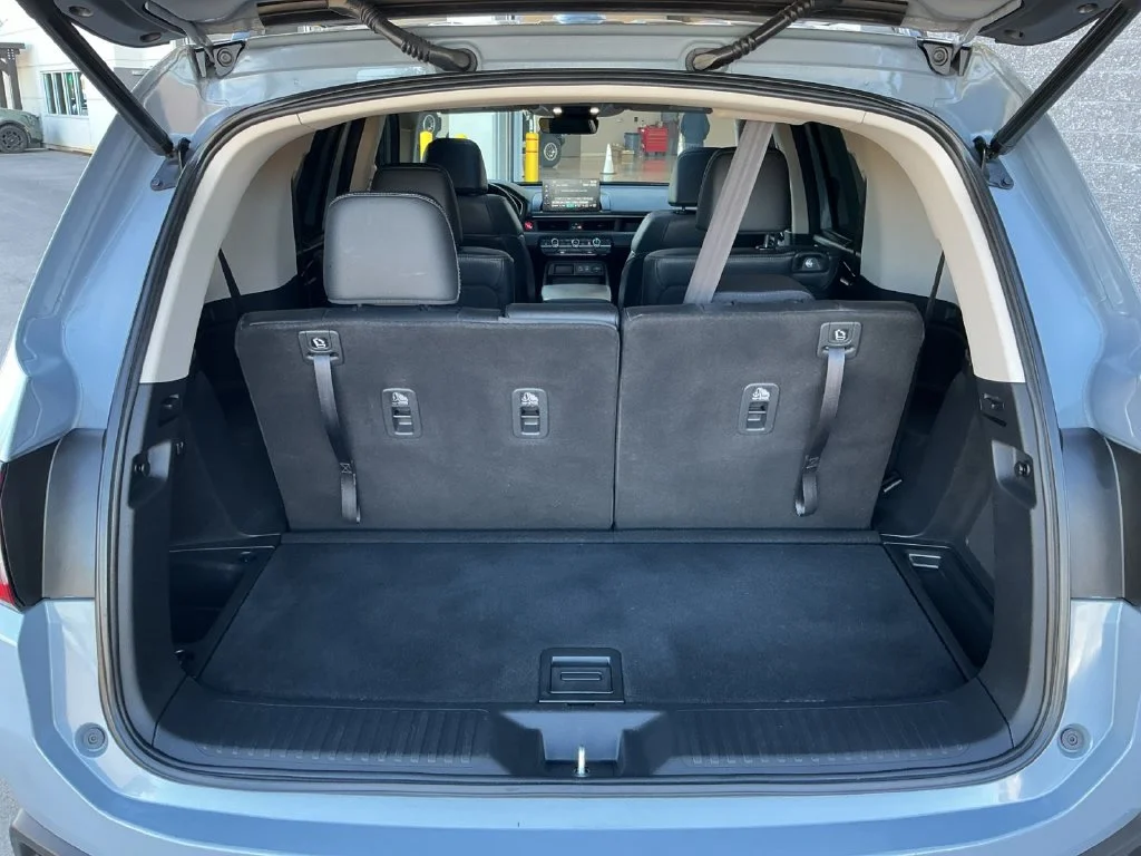 Used 2025 Blue Honda Touring image 29