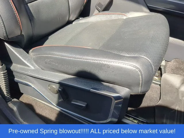 Used 2022 Black Ford Lariat image 45