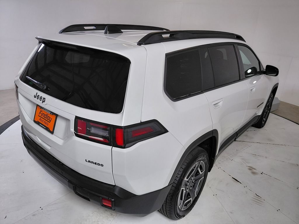 New 2026 Bright White Clear-Coat Exterior Paint Jeep Laredo image 7