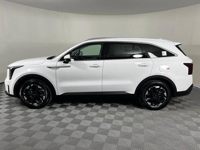 New 2026 White Kia S image 4