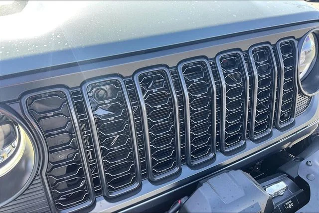New 2026 Anvil Clear-Coat Exterior Paint Jeep Shadow Ops image 35