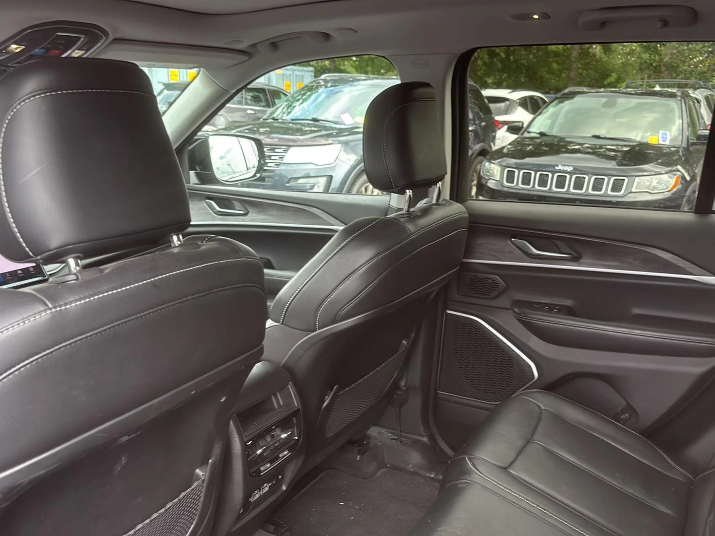 Used 2022 Baltic Gray Metallic Clearcoat Jeep Limited image 15