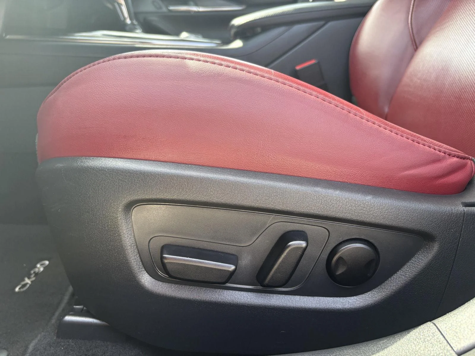 Used 2025 Polymetal Gray Metallic Mazda 2.5 S Carbon Edition image 10