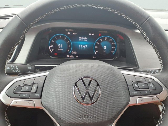 New 2026 Deep Black Pearl Volkswagen SE w/Technology 4M image 22