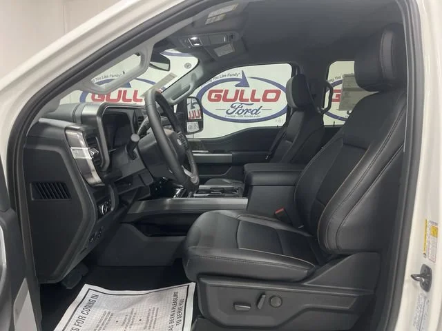 New 2026 Star White Metallic Tri-Coat Ford Lariat image 14