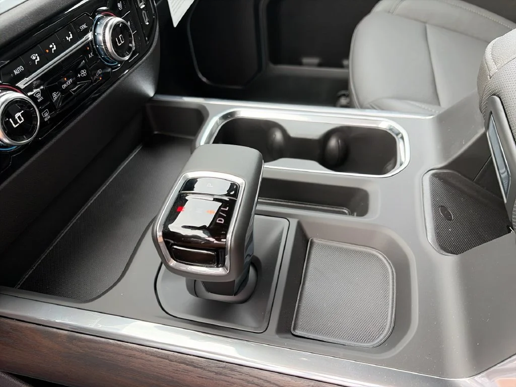 2026 GMC Sierra 1500 SLT - Photo 21