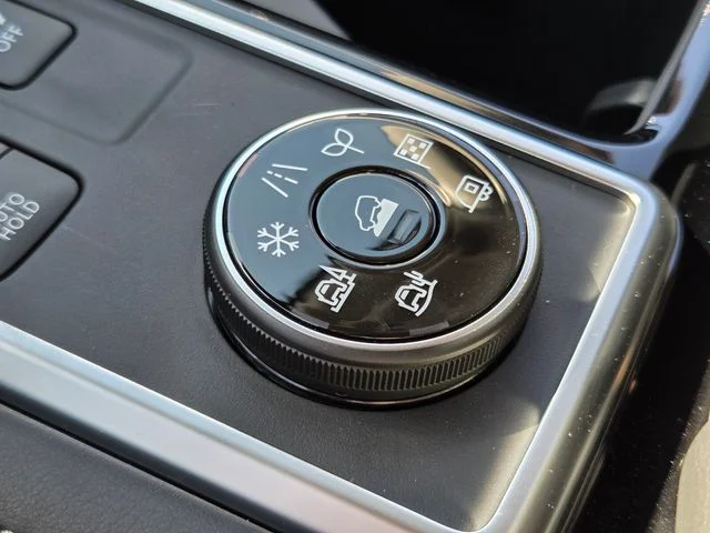 New 2026 Gray Nissan SL image 19