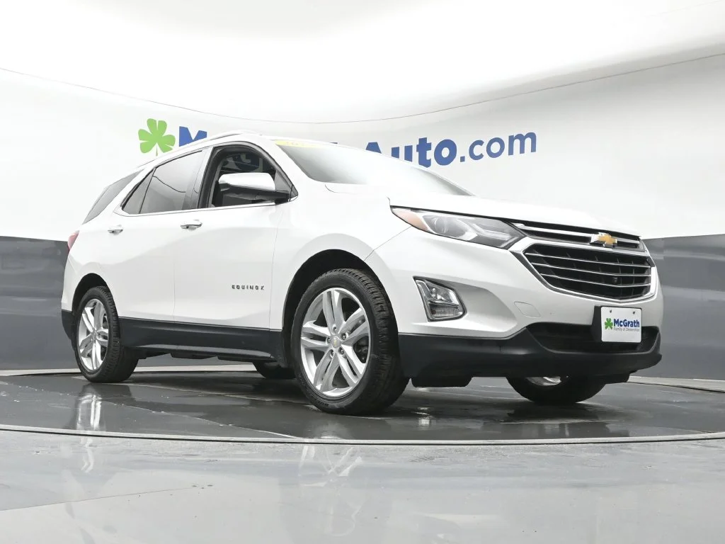 Used 2019 Beige Chevrolet Premier image 29